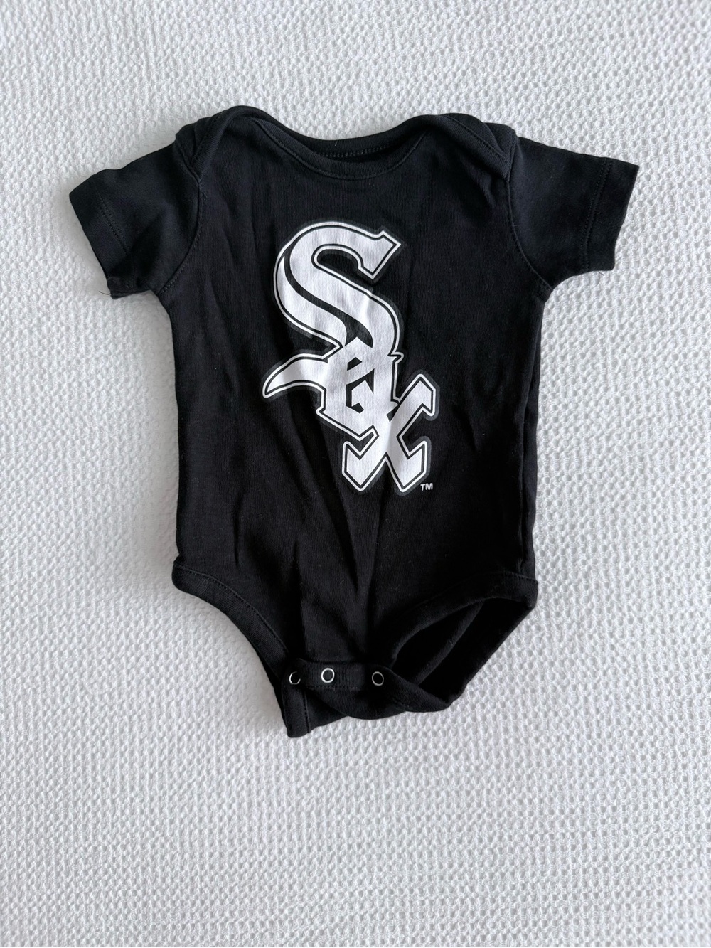 Genuine Merchandise Chicago White Sox Baby One-Piece with White Logo